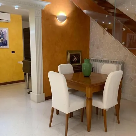 Casa Lucetta ガラトーネ